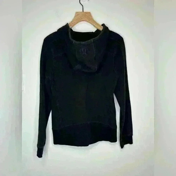 Lululemon full zip  , sz 8 - Picture 6 of 10